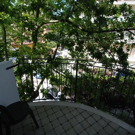 Apartment Locazione Turistica Mareo.1 *