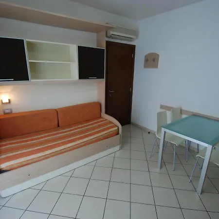 Locazione Turistica Mareo.1 * Fogliano Marina